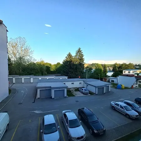 Ema With Garage 公寓 大克拉杜沙